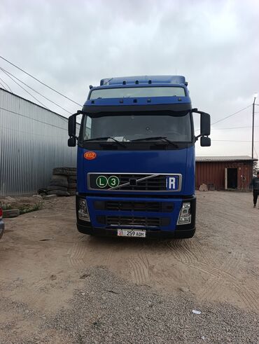 купить вольво тандем в европе: Тягач, Volvo, 2005 г., Тентованный