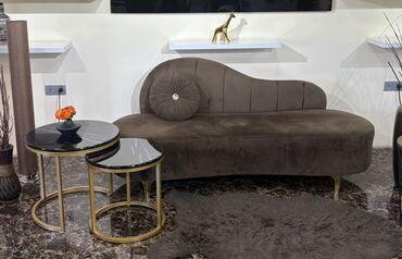 divar kağizi: Qonaq otağı üçün, Açılmayan