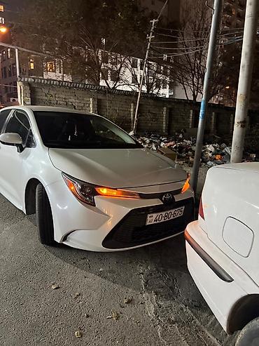nıssan: Toyota Corolla: 1.8 l | 2019 il Sedan — 5