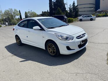 Hyundai: Hyundai Accent: 1.4 l | 2016 il Sedan — 2