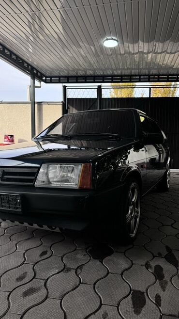 очень срочно продаю авто: ВАЗ (ЛАДА) 2109: 2002 г., 1.5 л, Механика, Бензин, Седан