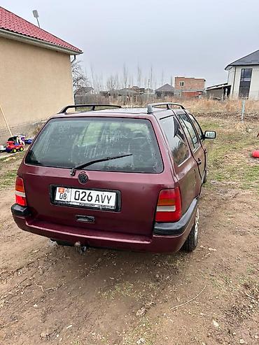 Volkswagen: Volkswagen Golf: 1994 г., 1.8 л, Механика, Бензин, Универсал — 4