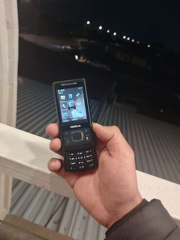 nokia ikinci el: Nokia 6700 Slide, 128 GB, rəng - Boz, Zəmanət, Kredit, Qırıq