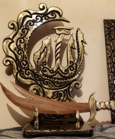 Şəkillər, tablolar: Məhsul: İslam temalı dekorativ sənət əsərləri Təsvir: - Şüşə üzərində — 3