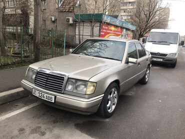 флагшток w124: Mercedes-Benz W124: 1993 г., 2.2 л, Автомат, Бензин, Седан