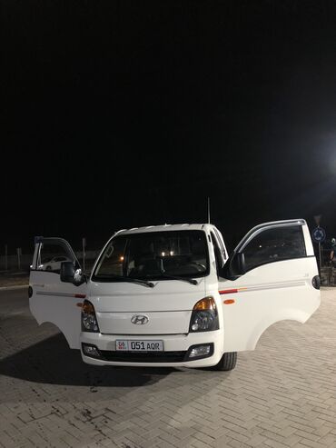 купить вольво тандем в европе: Hyundai Porter: 2018 г., 2.5 л, Механика, Дизель, Лимузин