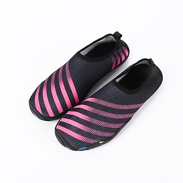 Кроссовки и спортивная обувь: Аквашузы, Акватапки, Акваобувь с плотной подошвой. Верх выполнен из at lalafo.kg — 19 Кроссовки и спортивная обувь: Аквашузы, Акватапки, Акваобувь с плотной подошвой. Верх выполнен из — 19