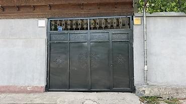 Продажа коттеджей и домов: Сдаётся в долгосрочную аренду просторный жилой дом из 6 комнат — 1