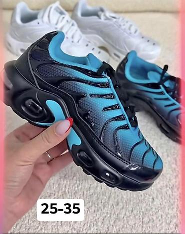 reebok bele patike: 3500 din🔵
Nabavka
dk — 2