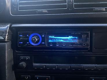 Avtoelektronika: Pioneer DEH-7250SD avtomobil maqnitolası - 1-DIN formatında ön panel — 1