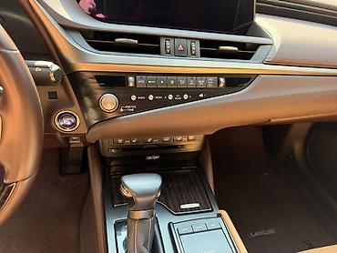 es300: Lexus ES: 2021 г., 2.5 л, Вариатор, Гибрид, Седан — 7