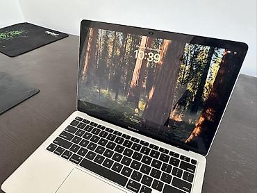 камера авто: Apple MacBook Air 13" - Экран (по рамке — модель MacBook Air — 2