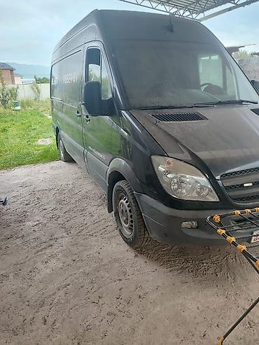 bmw 535: Грузовой фургон Mercedes-Benz Sprinter (длинная база, высокий крыша) — 2