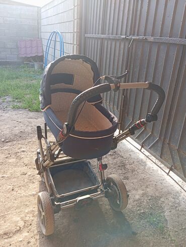 детские площадки бу: Коляска, цвет - Голубой, Б/у