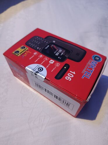 Ostali mobilni telefoni: MKTEL 106 – klasični mobilni telefon Glavne karakteristike: - Ekran — 2