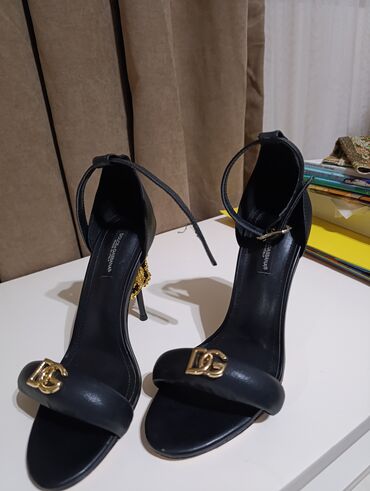 Makasin və loferlər: Dolce & Gabbana, Ölçü: 36, rəng - Qara, İşlənmiş