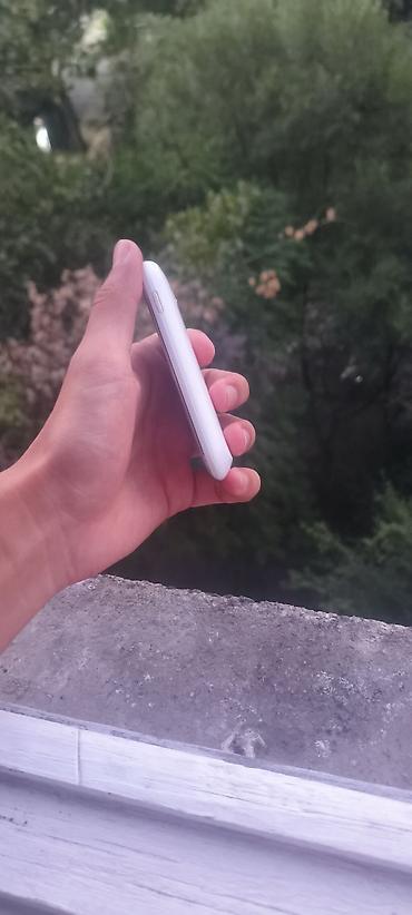 nokia e52: Samsung GT-S5230, Б/у, < 2 ГБ, цвет - Белый, 1 SIM — 7