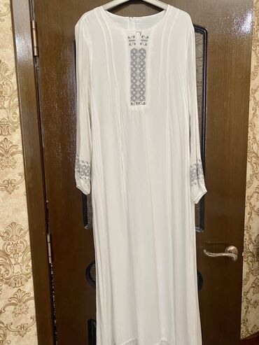 атласное вечернее платье: Вечернее платье, Классическое, Длинная модель, С рукавами, 3XL (EU 46)