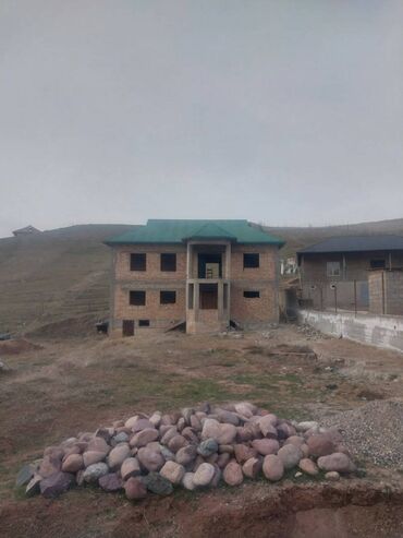 Продажа домов: Хонаи фуруши дар Хисор 2 этажа, 3 подвал, 6 дар хона. (4 та спальни, 2 — 22