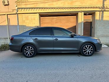 porsche satisi: Volkswagen Jetta: 1.4 l | 2017 il Sedan — 4