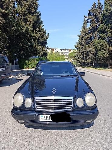 w210 sukanı: Mercedes-Benz E-Class (W210) sedan - Kuzov: qara rəng, 4 qapı — 1
