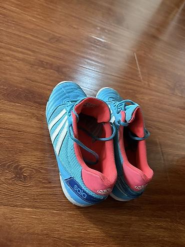 7 1: Футзалки Adidas Sala

Размер - 41 — 2