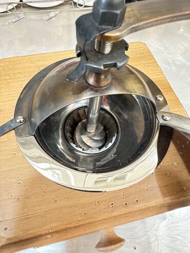 Qəhvədanlar: Qəhvədan, Fransa — 9