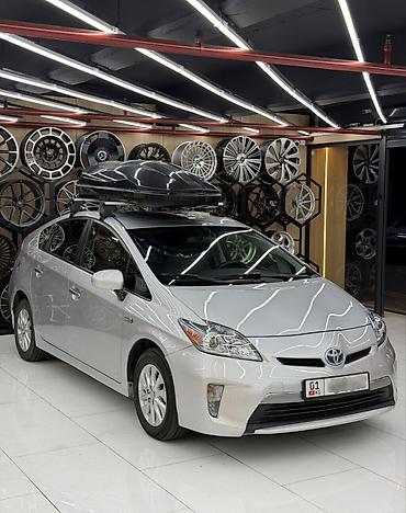 car kg: Toyota Prius: 2014 г. — 1