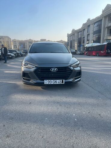 Hyundai: Hyundai Elantra: 1.6 l | 2018 il Sedan