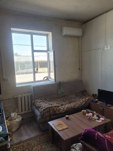 снять квартиру в токмаке запорожская область: 1 комната, 19 м², Индивидуалка, 2 этаж, Старый ремонт