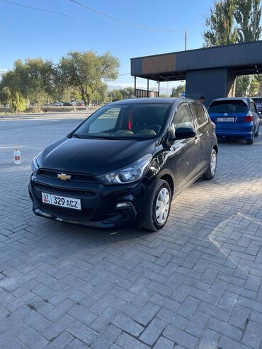 Chevrolet: Chevrolet Spark: 2017 г., 1 л, Вариатор, Бензин, Хэтчбэк