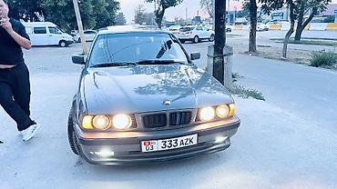 бмв е24: BMW 520: 1992 г., 2 л, Механика, Бензин, Седан — 1