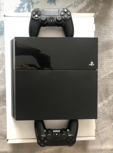 Vauxhall: Ps4 Fat modelidi 10-11 aydı alinib playroomnan Yaxsi vezyetdedi 8