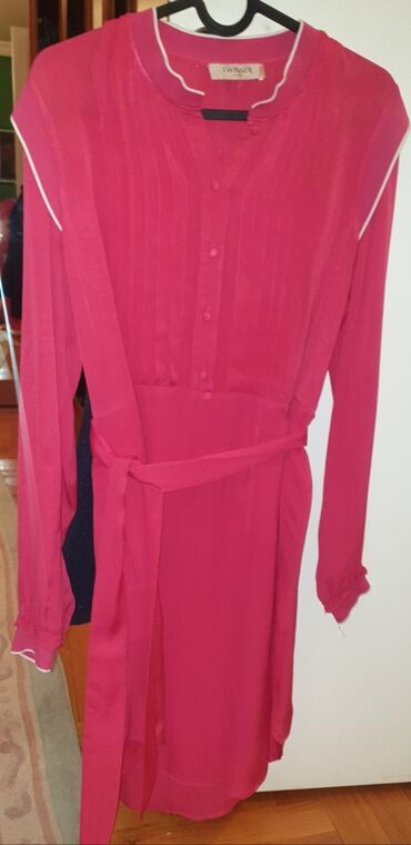 Haljine: TWINSET original mini haljina dugih rukava. Tanka, letnja. Na rukavima na lalafo.rs — 3 Haljine: TWINSET original mini haljina dugih rukava. Tanka, letnja. Na rukavima — 3