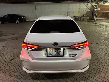 Toyota: Toyota Corolla: 2022 г., 1.8 л, Автомат, Гибрид, Седан — 3