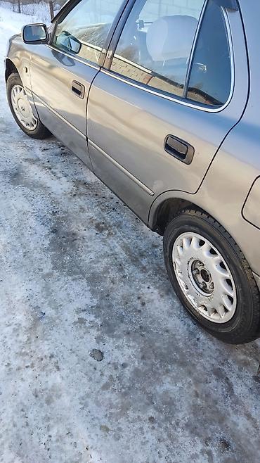corolla 2018: Toyota Camry: 1992 г., 2.2 л, Механика, Бензин, Седан — 6