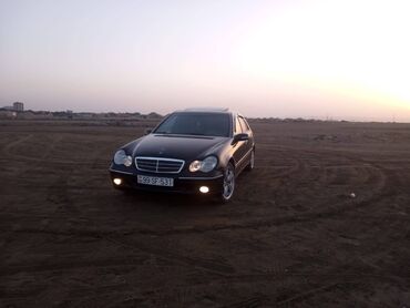 rustavi masin bazari: Mercedes-Benz 240: 2.4 l | 2001 il Sedan