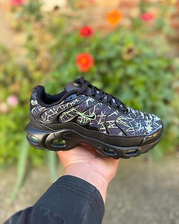 Patike: 🔥 DOSTUPNE TN NIKE PATIKE 🔥 👟 Brojevi: 31–36 💰 Cena: 4400 DIN 🚚 — 3