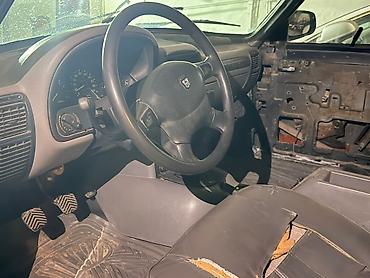 qaz 21 volga: GAZ Volga 3110, qara rəng, sedan kuzov. Texniki xüsusiyyətlər: - — 4