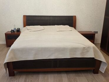 Yataq otağı dəstləri: Yataq otağı mebel dəsti Tərkibi:Taxta - Geniş qarderob: çox bölməli — 10