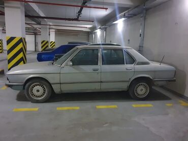 BMW: BMW 520: 1977 г., 2.5 л, Механика, Бензин, Седан — 24