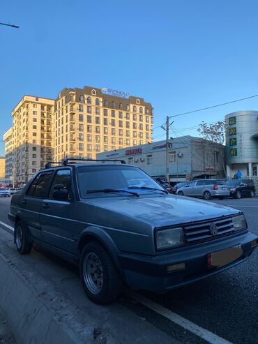 Volkswagen: Volkswagen Jetta: 1991 г., 1.8 л, Механика, Бензин, Седан