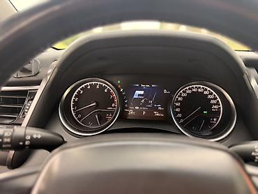 bmw satisi: Toyota Camry: 2.5 l | 2018 il Sedan — 10