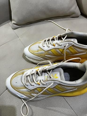 Patike: Adidas patike – model ART GZ7823 - Veličina: EU 40 2/3 (US 8.5, UK 7 — 2