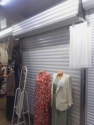 участок авто рынок: Продаю Торговый контейнер, Ошский рынок, С оборудованием