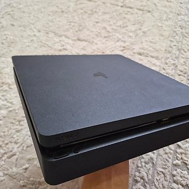 ps4 1tb: Продаю PlayStation 4 Slim (PS4) прошитый на 1 тб в идеальном — 3