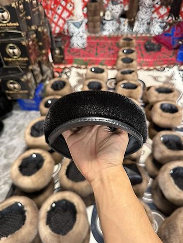 Личные вещи: Кыргыз тебеией Мужские меховые шапки из нерпы Регланы В наличии все — 6