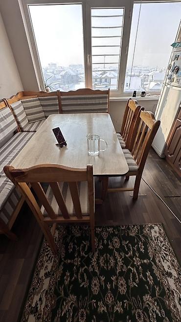 table study: Кухонный обеденный стол и стулья из массива дерева с кладовкой под — 4