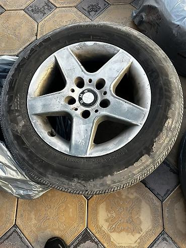 e46: Комплект шин и дисков для BMW - Литые диски BMW, 5 спиц, центральные — 2