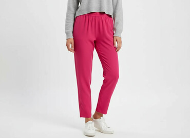 new yorker krótkie spodenki dresowe: Material trousers for women, size S